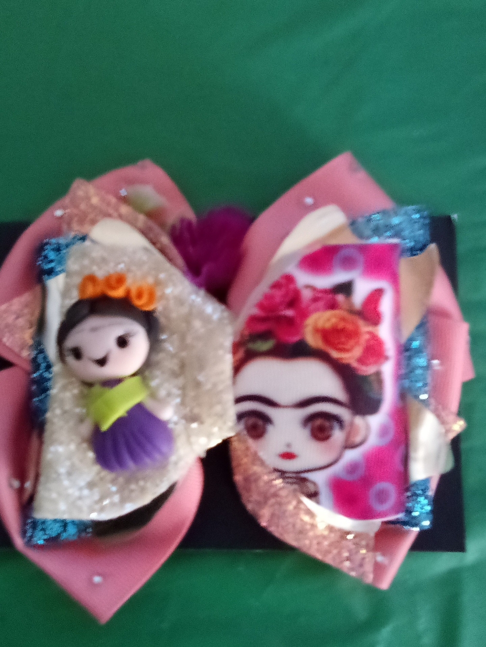 Frida Kahlo Pink Glitter Bow Hair Clip for Kids ( Home )